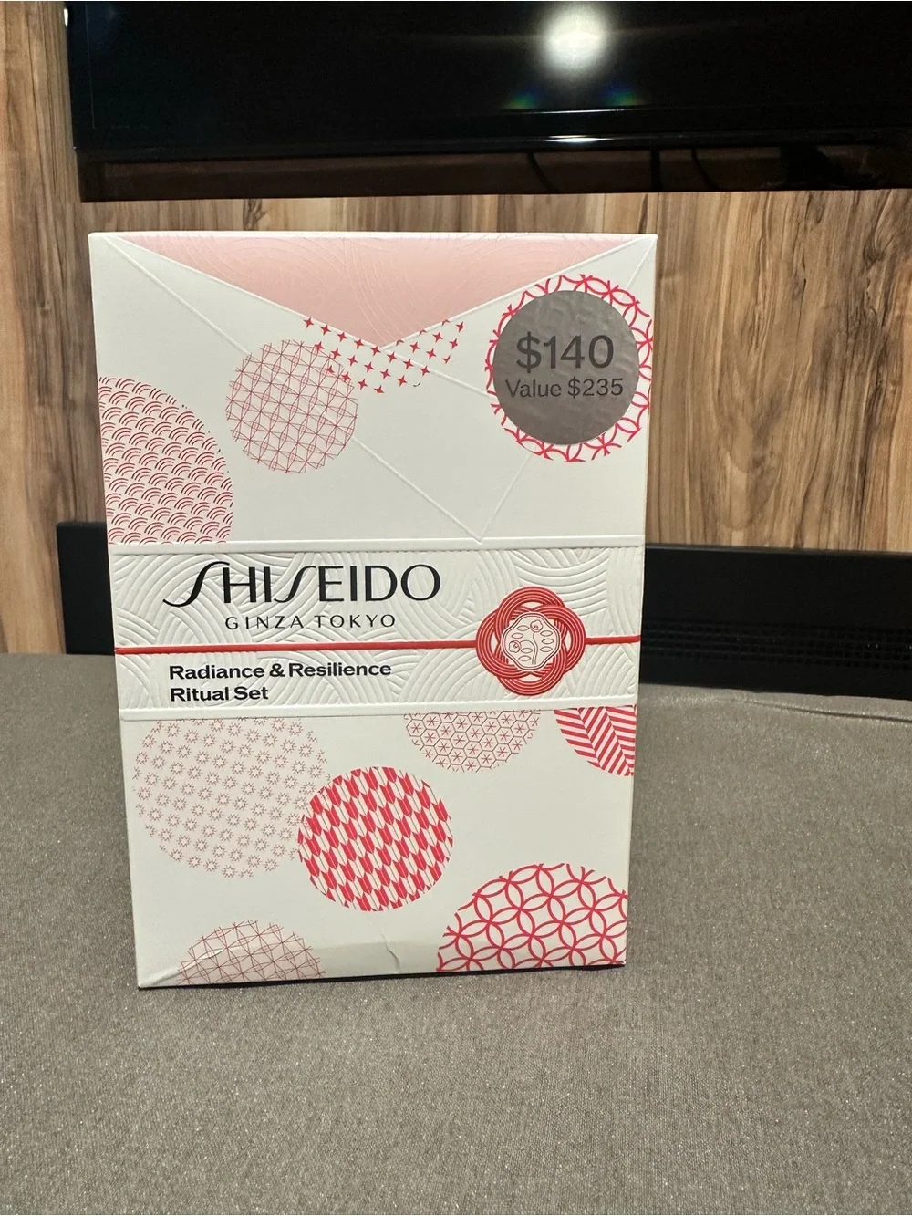 Shiseido Radiance & Resilience Ritual Set — White/Pink/Red